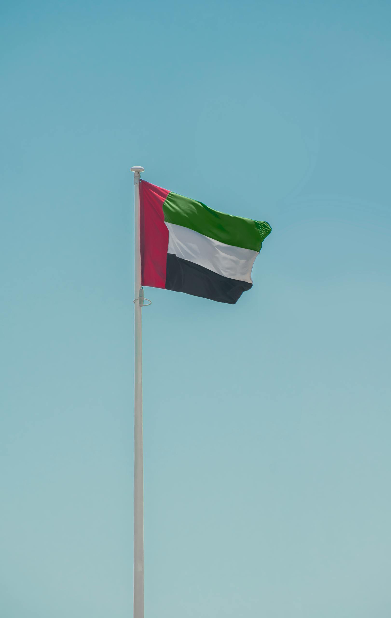 nuzhna-li-viza-v-oae